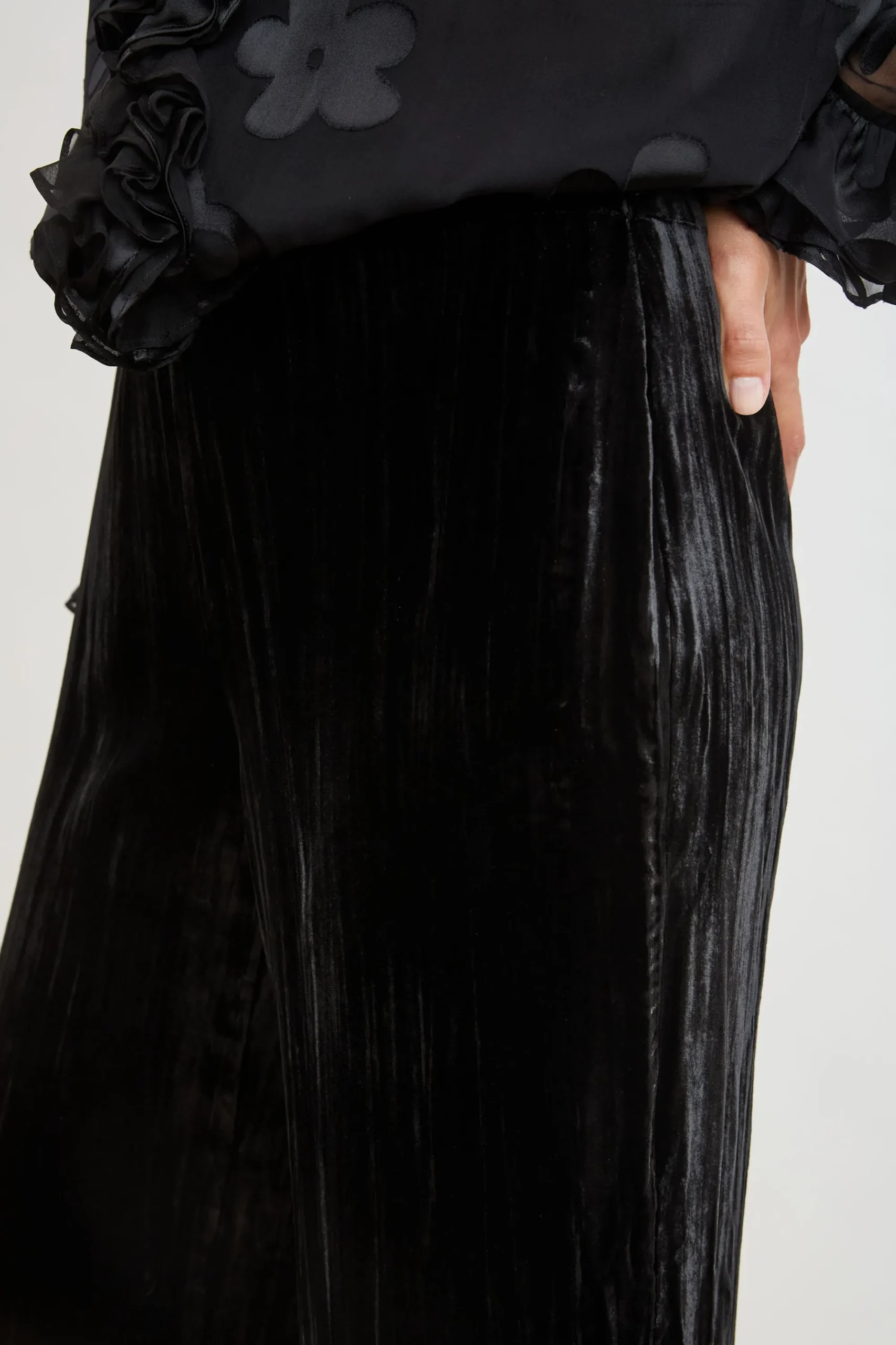 plisse_velvet_fluid_pant_3-1.webp Elie Tahari Bottoms | Suiting-Plisse Velvet Fluid Pant